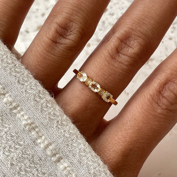 Gold Ring B12480 - Image 4